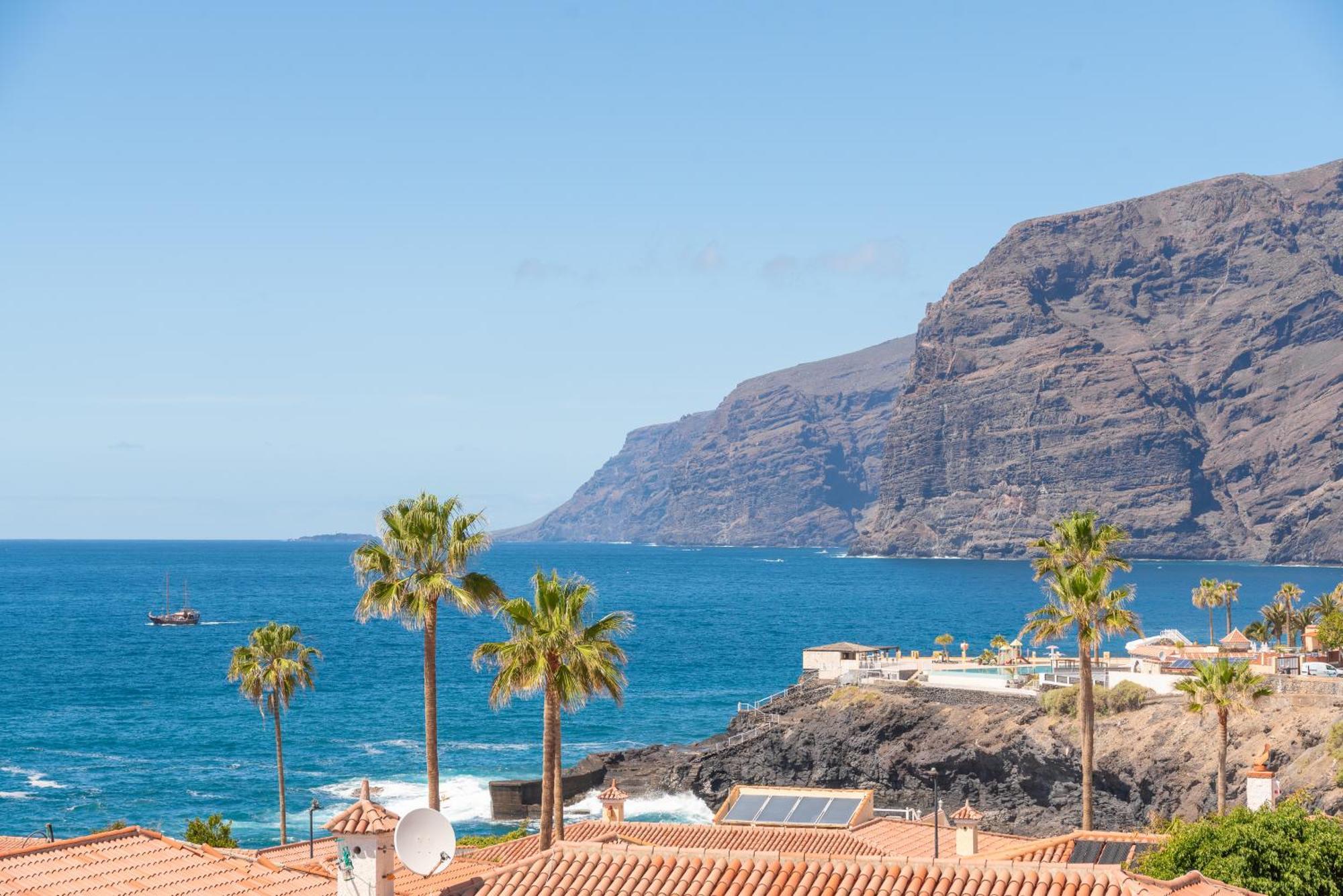 Home With Stunning View By Dream Homes Tenerife Puerto de Santiago  Extérieur photo